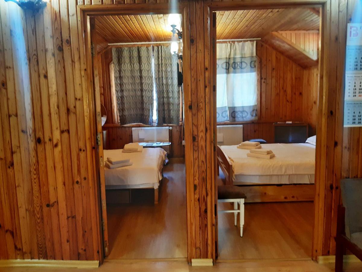 Ferienwohnung Rustic Regal Sinaia Exterior foto